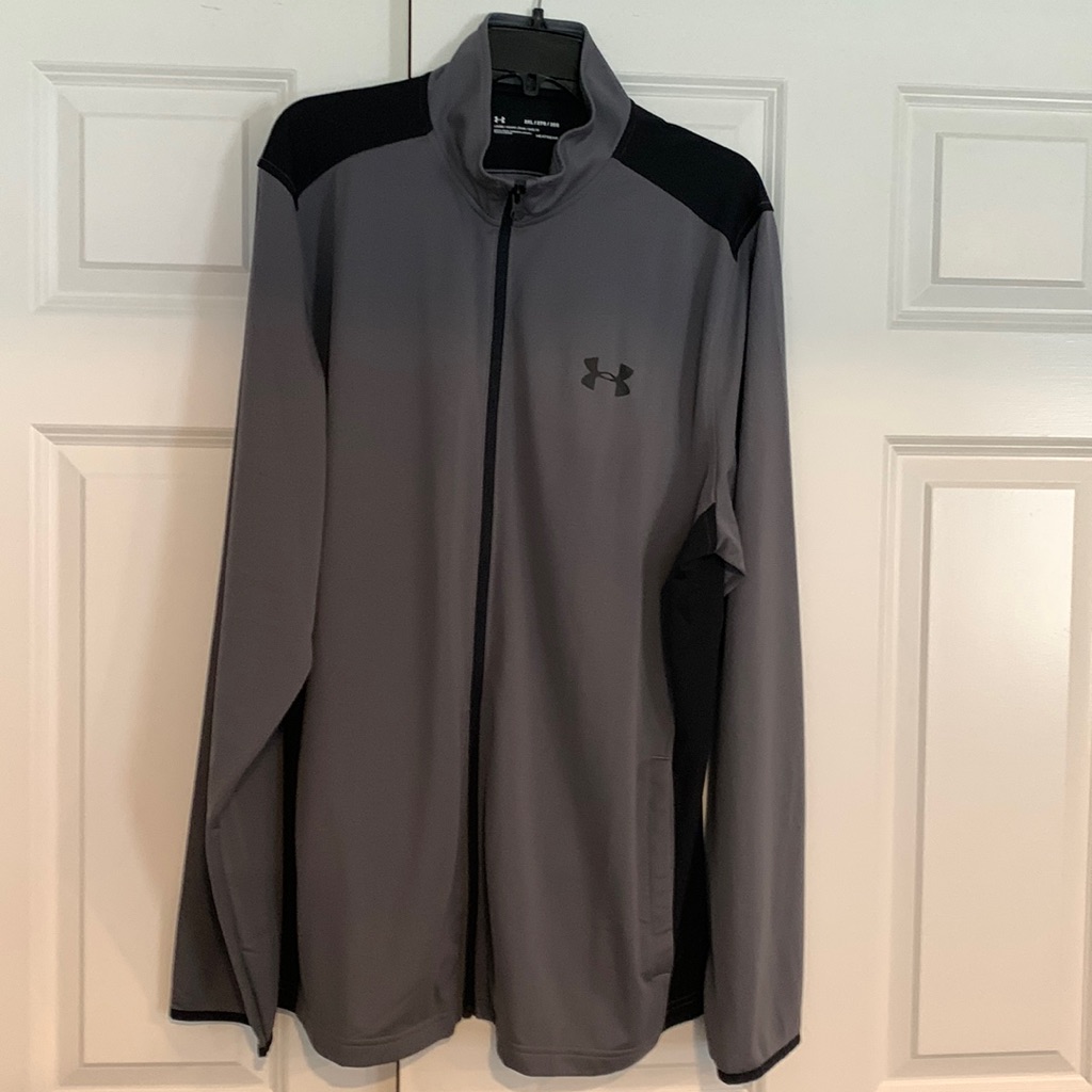 Undersrmour Jacket